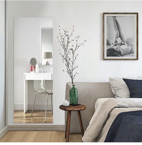 Stick wall mirror - on,